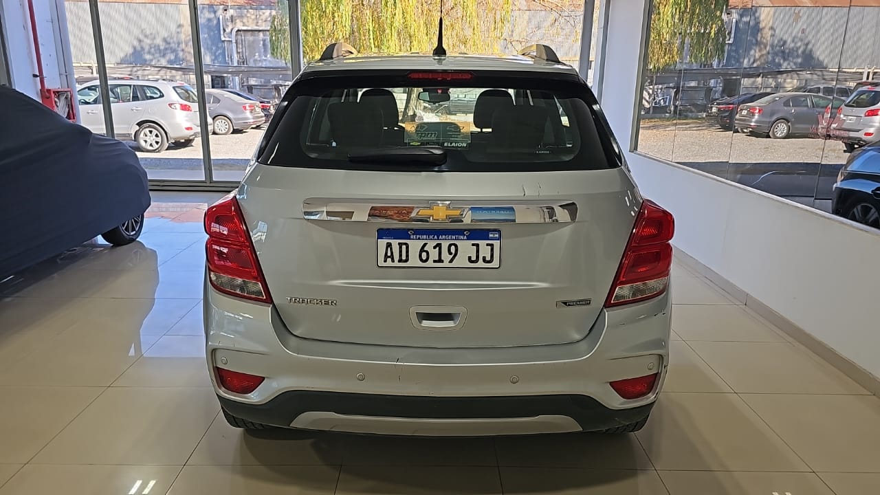 Chevrolet Tracker  1.8 LTZ 4×2 Premier MT