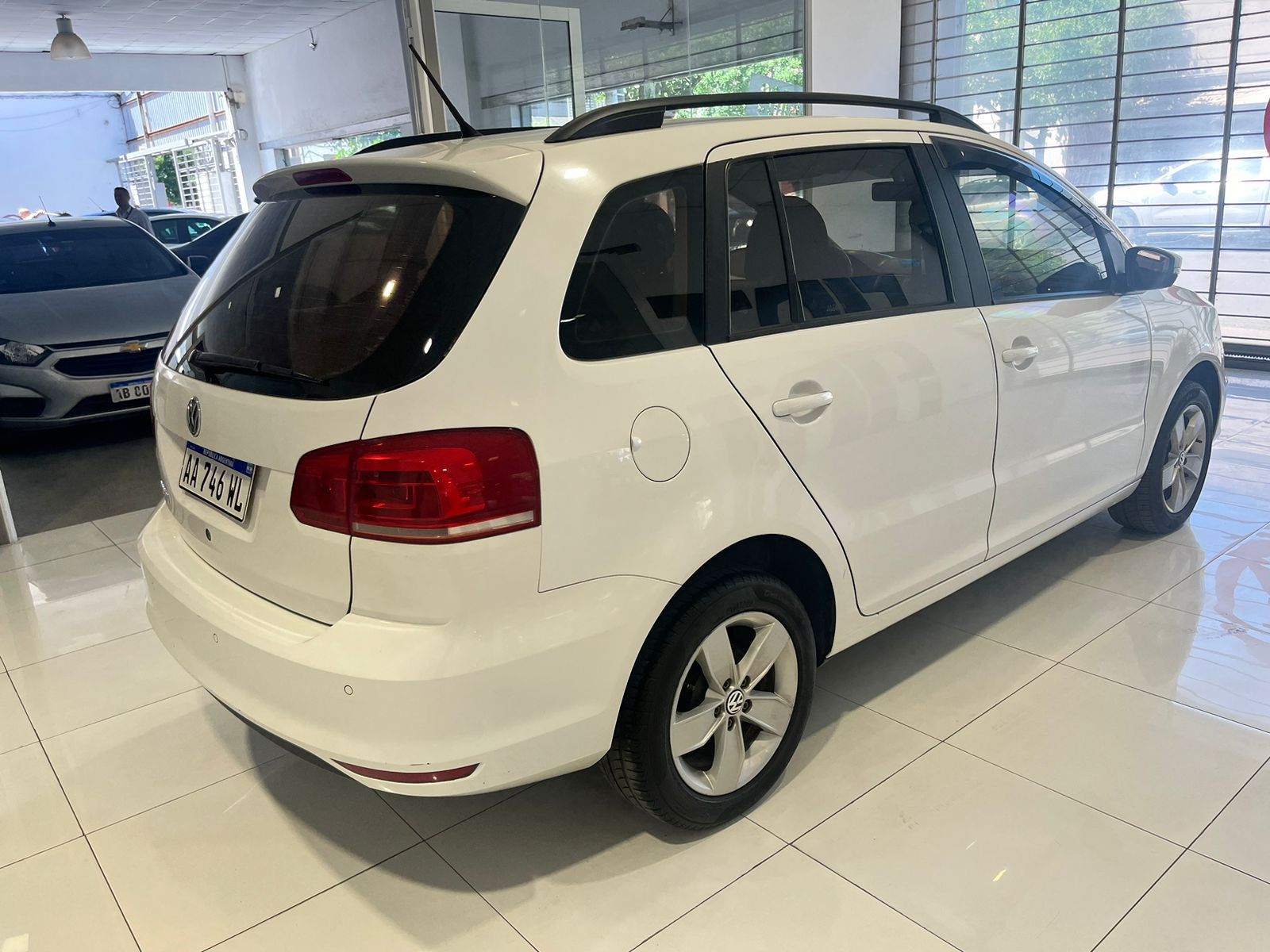 Volkswagen Suran 1.6 tredline