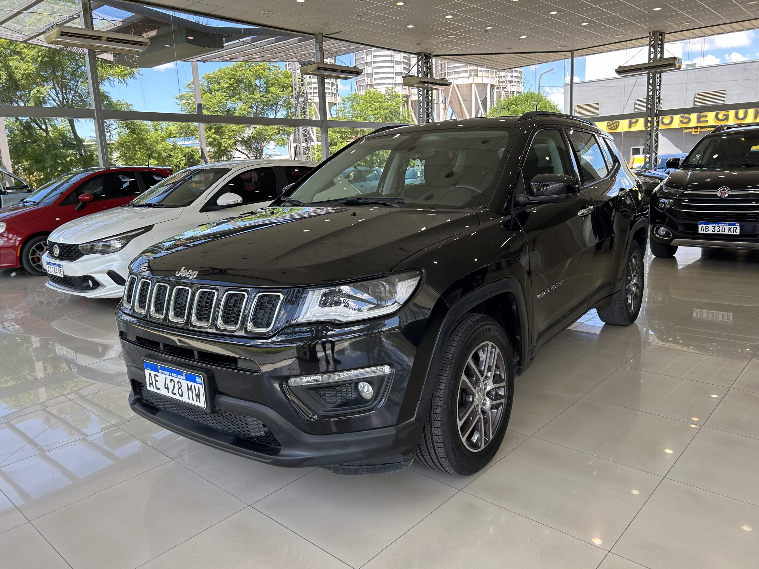 Jeep Compass Sport 2.4 MT6