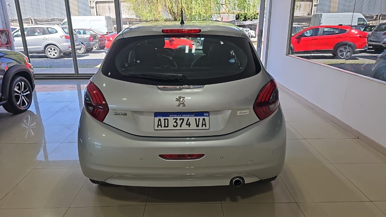 Peugeot 208 Allure 1.6