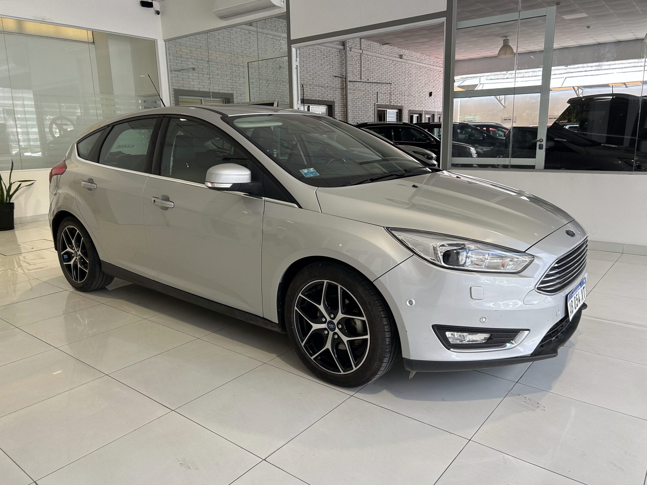 Ford Focus Titanium 2.0 AT