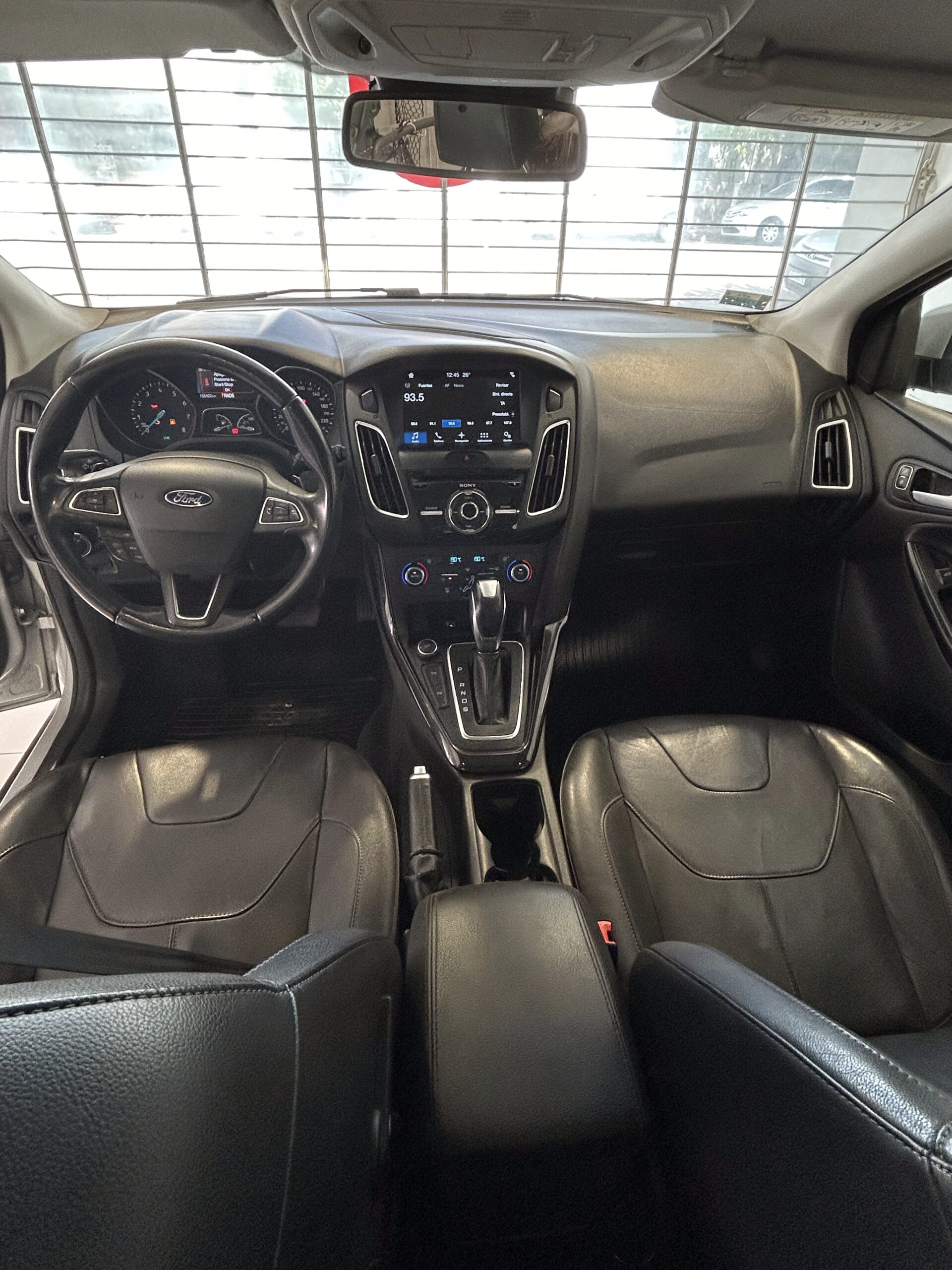 Ford Focus Titanium 2.0 AT