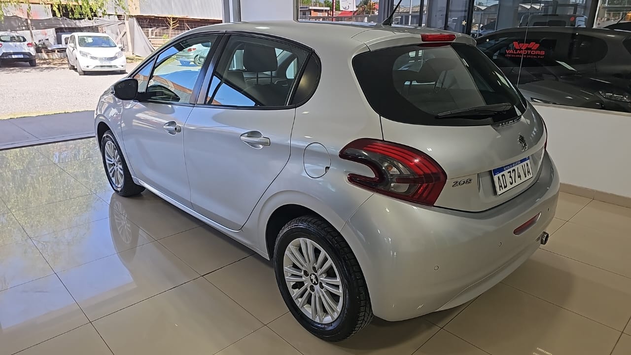 Peugeot 208 Allure 1.6