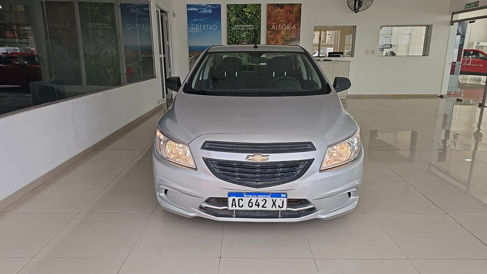 Chevrolet Onix  Joy + 1.4