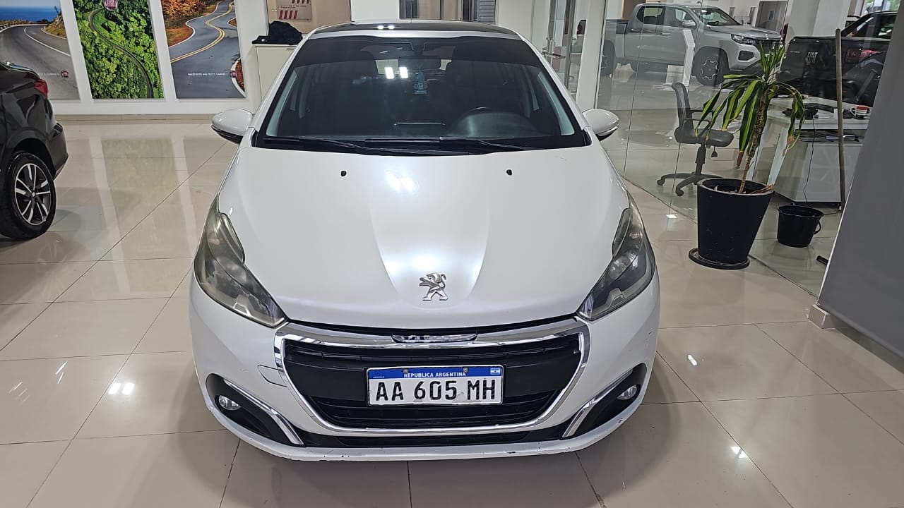 Peugeot 208 Allure  1.6