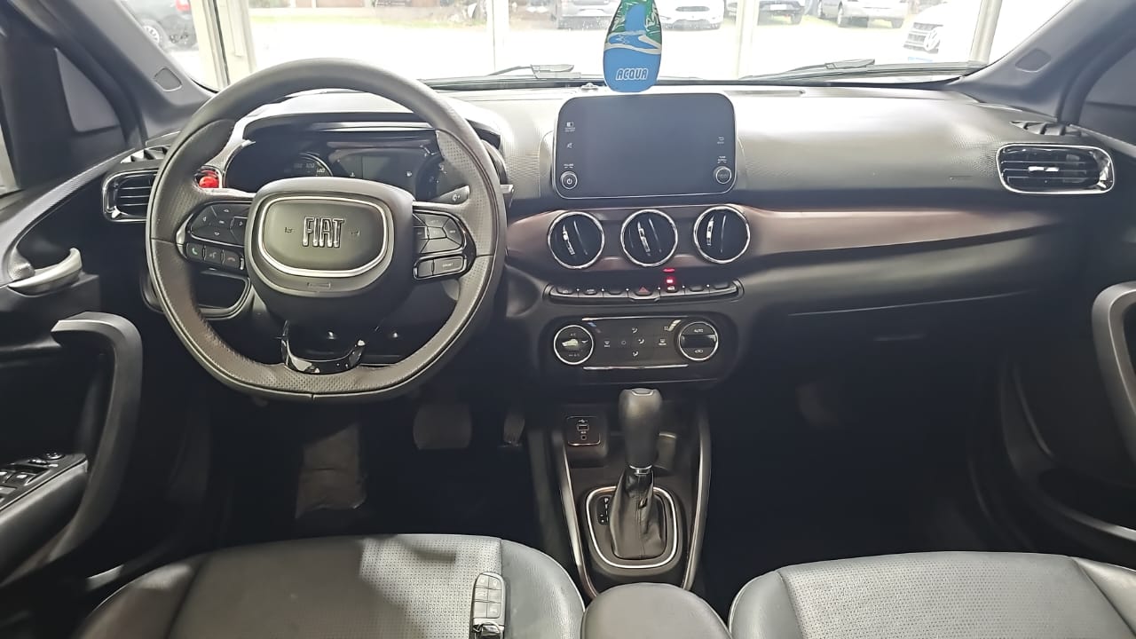 Fiat Cronos Precision 1.3 CVT